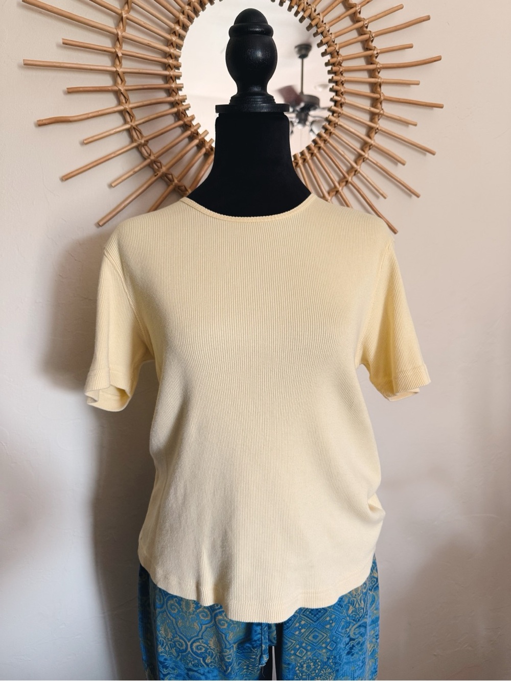 Jones Wear Pale Yellow Short Sleeve Crewneck Top